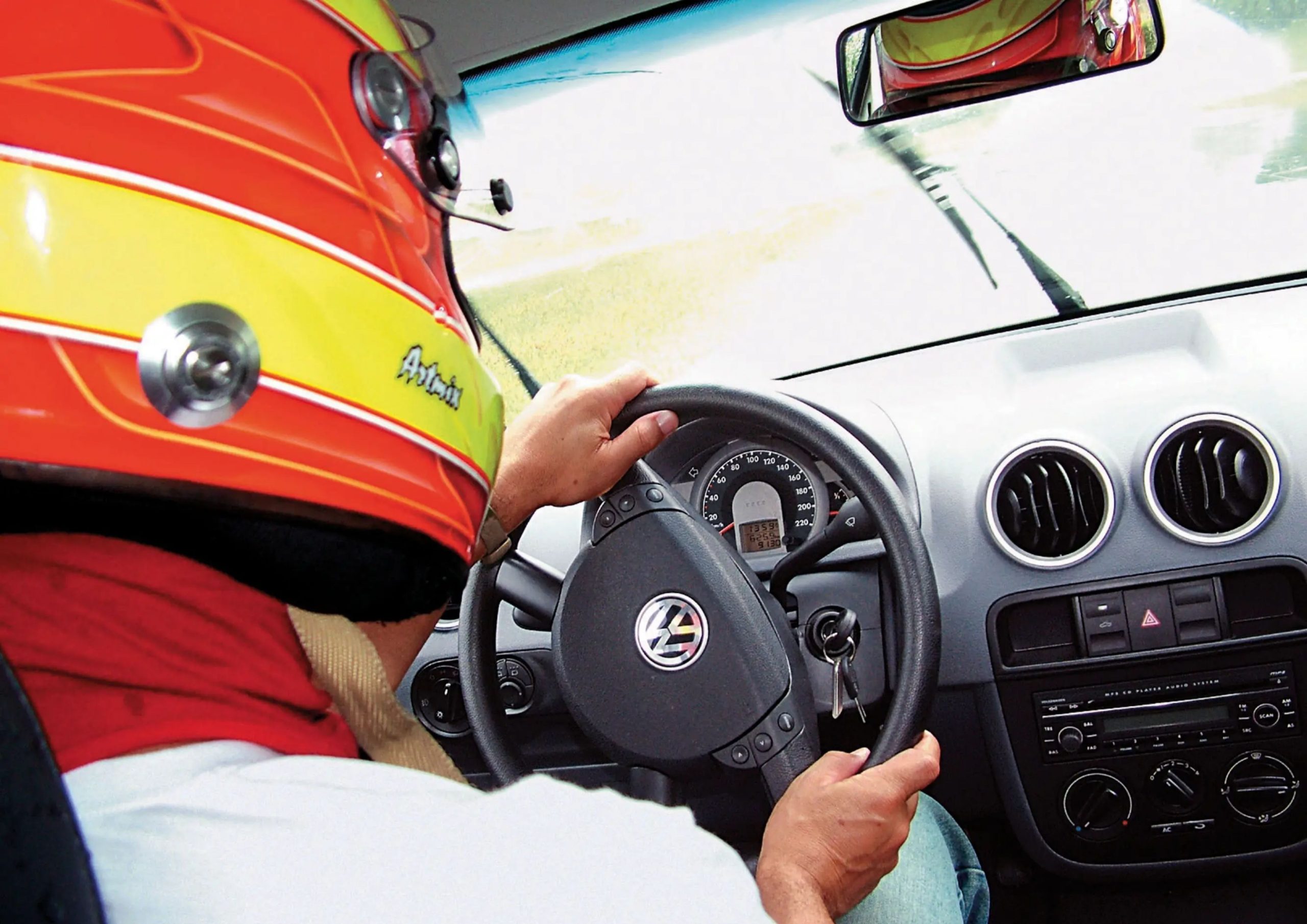 Nos Bastidores da Velocidade: A Importância do Piloto de Testes no Automobilismo